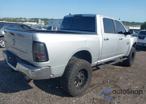 2013 Ram 1500 Big Horn z USA, uszkodzony, nr VIN 1C6RR7LT8DS525854